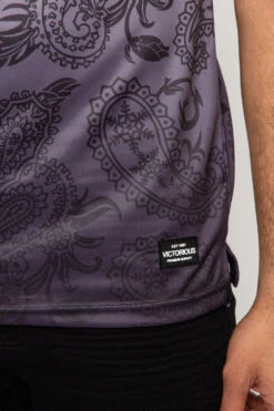 Paisley Gradient Ombre T-Shirt -Victorious TS7340 BLK 6