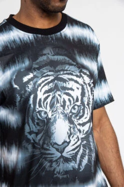 Horizontal Stripe Dyed Tiger T-Shirt -Victorious TS7363 BLK 6