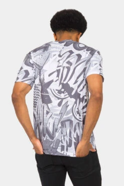 Lion King Gold Chain T-Shirt -Victorious TS7430 BWT 3