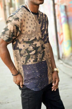 Bandana Paisley Pattern Block Graphic T-Shirt -Victorious TS7463 CAM 4